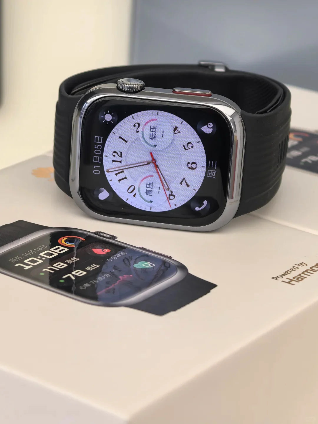 HUAWEI Smartwatch D2 1.82‘’ AMOLED Display NFC Airbag Strap ECG Sleep Monitoring