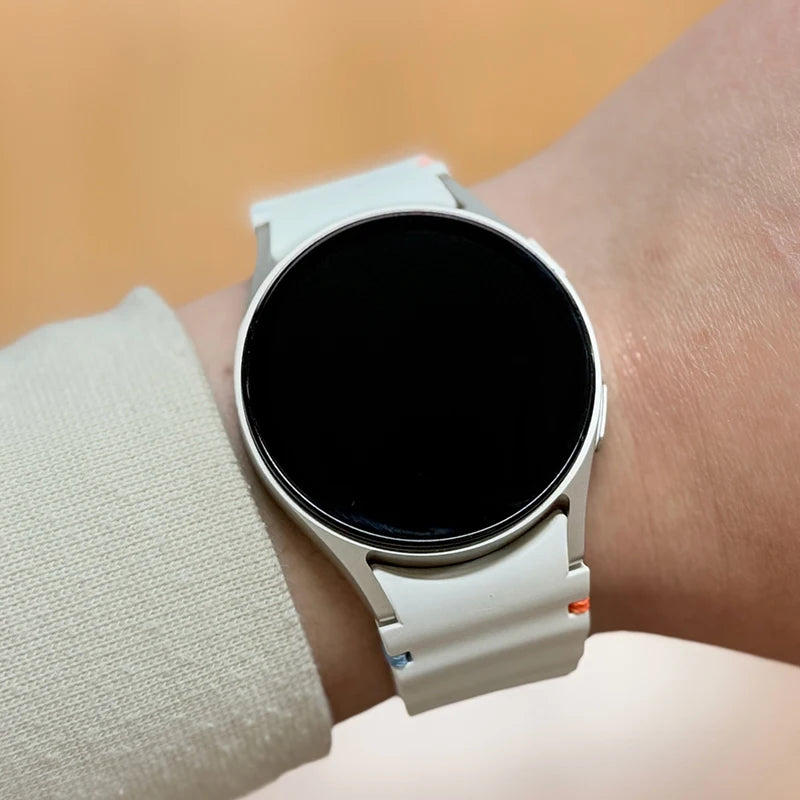 Samsung Galaxy Watch 7 GPS smartwatch compatible with Android