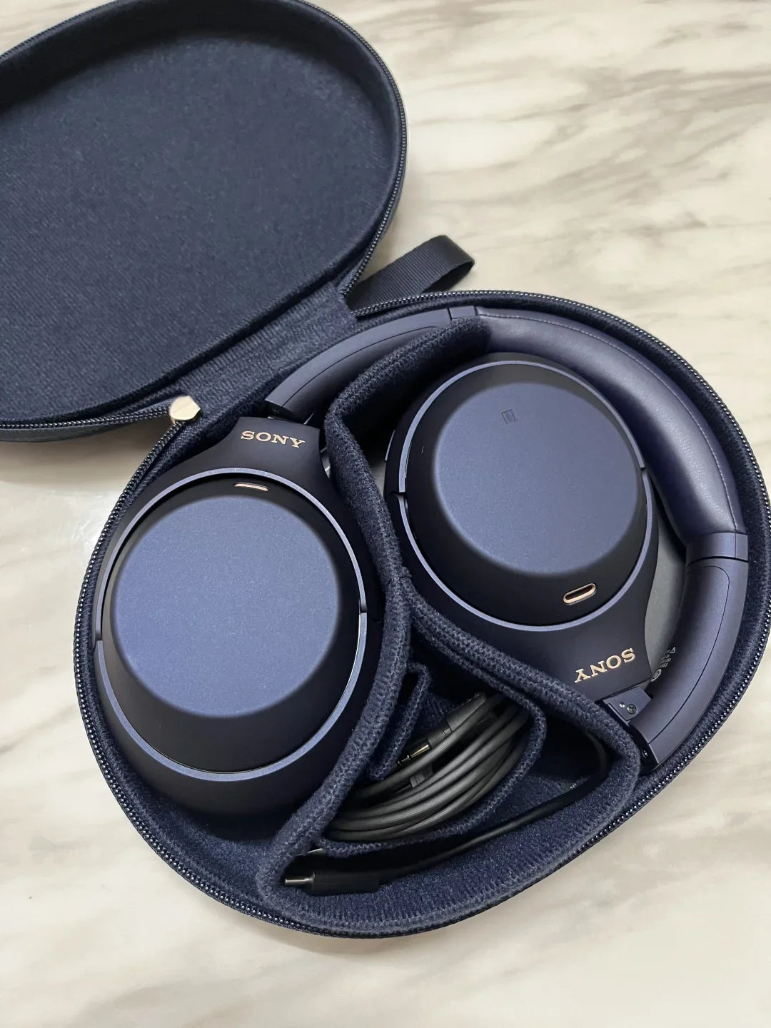 SONY WH-1000XM4 Wireless Noise Canceling Headphone Multi-point Bluetooth Connection Built-in microphone