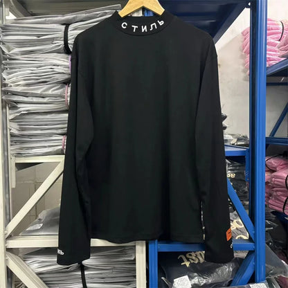 Maglietta da uomo elegante, classica, semplice e di alta qualità, con lettere oversize ricamate
