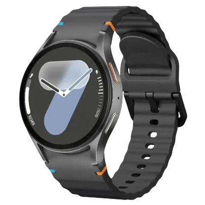 Fitness tracking smartwatch with heart rate and blood oxygen monitor