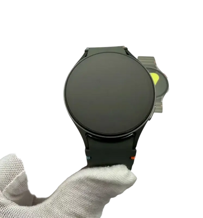 Samsung Galaxy Watch 7 40mm smartwatch with step and sleep tracker