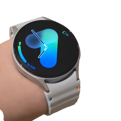 Samsung Galaxy Watch 4 with Super AMOLED display and built-in GPS, white silicone band, blue-green heart rate